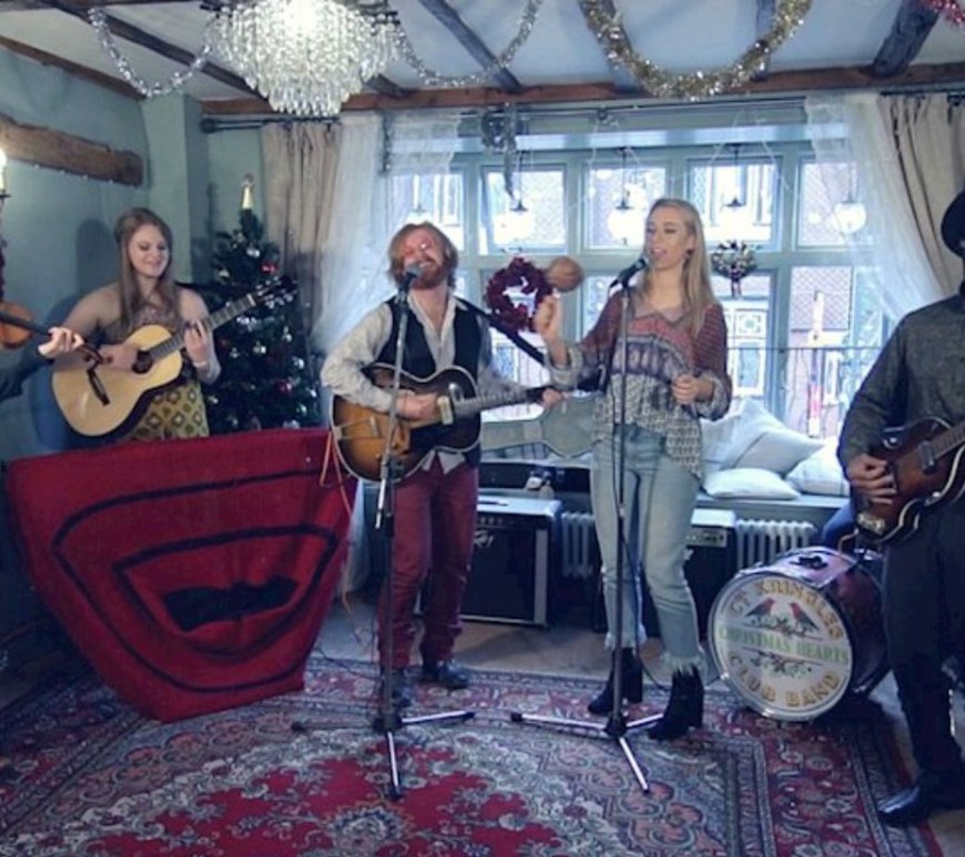 Merry Christmas Everyone - Photo courtesy of Diego Guzman